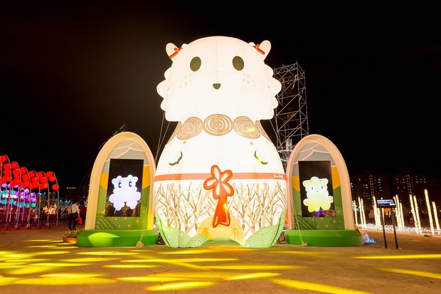 2026台灣燈會在嘉義團聚光抵嘉燈區