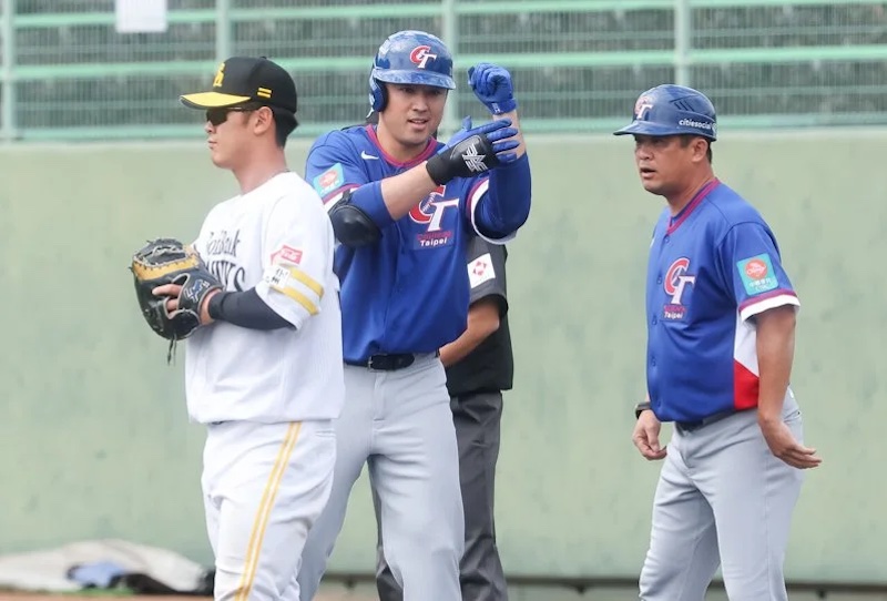 經典賽台灣隊手勢