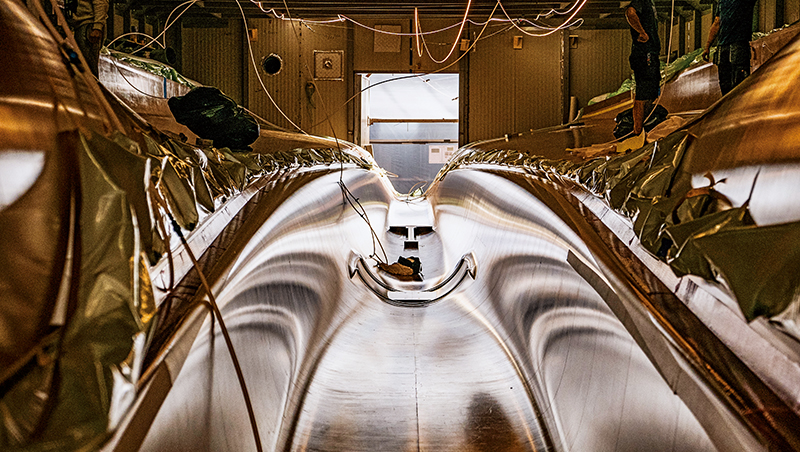 法拉利Hypersail曝光　首艘會飛、零碳排的超跑帆船