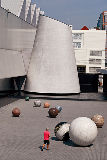 曼谷最新美術館開幕　Dib Bankok建築創造沉浸式體驗