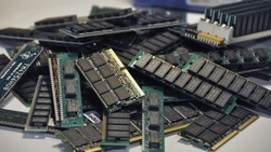 為什麼會有「記憶體之亂」？HBM供不應求、筆電成本飆40%，台廠該學台積電什麼？