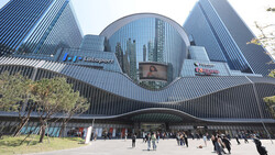 Outlet＋LaLaport發威，三井超車微風擠進全台百貨前四強