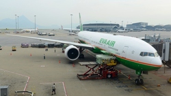 華航、長榮航、星宇4/7全面漲價！機票貴到買不下手？達人推薦3招省錢對策