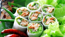 感染沙門氏菌會自己好嗎？4大症狀、5類高風險食物與7招防護一次看