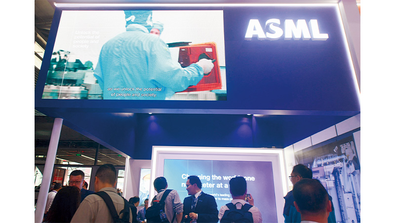 最新艾司摩爾財報意外發現：晶片設備、記憶體雙軌投資巨變