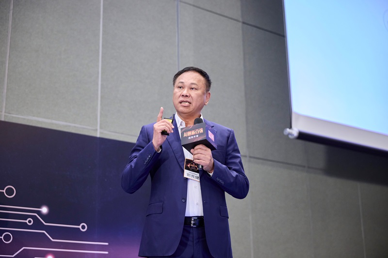 寶舖建設董事長 / 劉克健
