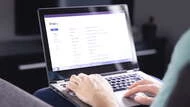「CC我」英文怎麼說？別只會CC me，外商更常用這個字