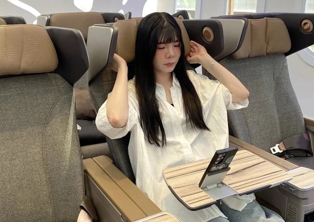 華航全新787客機豪華經濟艙