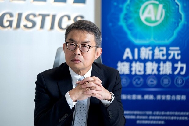 泰富國際網絡總經理朱哲生強調，AI導入關鍵不只工具，更在網路、雲端、資安與資料架構。唯有底層基礎穩固，才能轉化為企業競爭力。