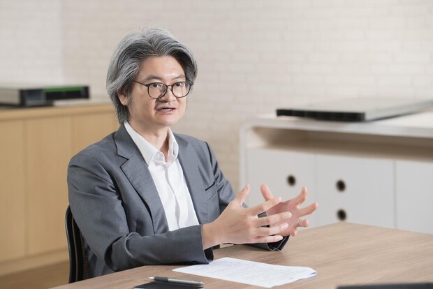 政大商學院副院長鄭至甫,透過政大EMBA 課程,協助經理人將所學轉化為管理實戰 (圖片編號0028)