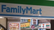 全家、7-11迎戰缺工潮！「自助結帳」每年省100萬小時工時，消費者買單嗎？