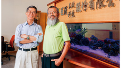 兩位農家子弟＋一間冷氣行，巨漢37年老派堅持變無塵室精兵