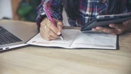 想不起對方名字、忘記會議細節，心理學研究：你可能擁有「高效大腦」
