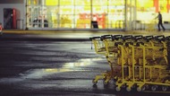 超市員工開始染疫，甚至身亡！美國零售業醞釀大罷工：公司在賺染血的錢