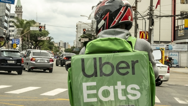 Ubereats外送員爭勞權喊罷工 最慘的不是下雨天 讓外送員最崩潰的10件事 Dailyview網路溫度計 商周