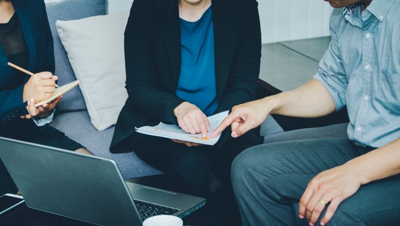 不是主管，如何帶團隊把事情完成？5個提升「橫向領導力」的方法