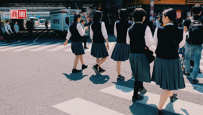 沒作業、期末考的明星學校！東京這所公立國中，如何5年翻轉主流教育