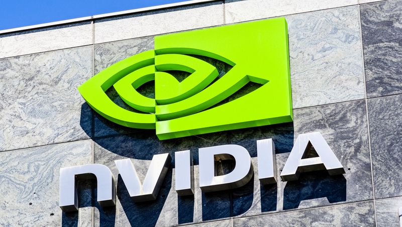 NVIDIA營收連四降，最佳CEO黃仁勳的麻煩到底出在哪？