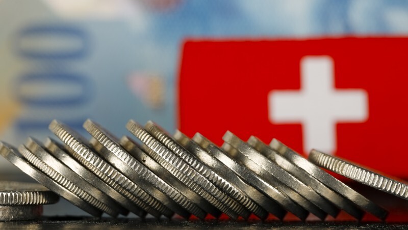 疫情讓「白吃的午餐」在瑞士重新復活！無條件基本收入，怎麼做到？