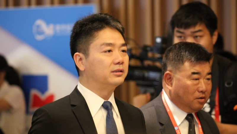 京東在港上市前夕,劉強東卸任旗下5公司高層職務