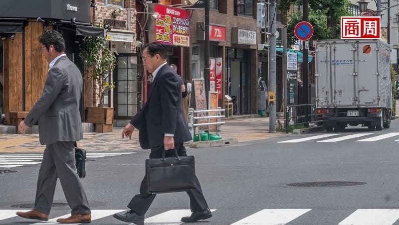 出資28萬，幫你搬家到鄉下！日本政府這麼想讓東京上班族遠距工作，為什麼？