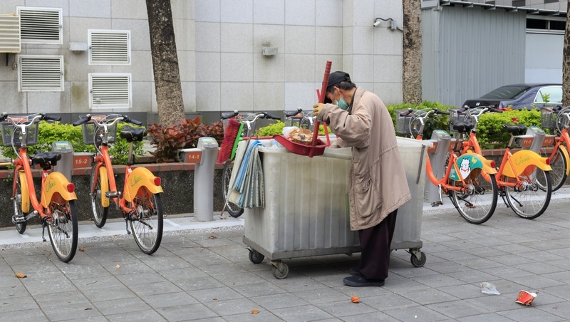 無薪假人數仍破萬 勞動部決議延長安心就業至明年