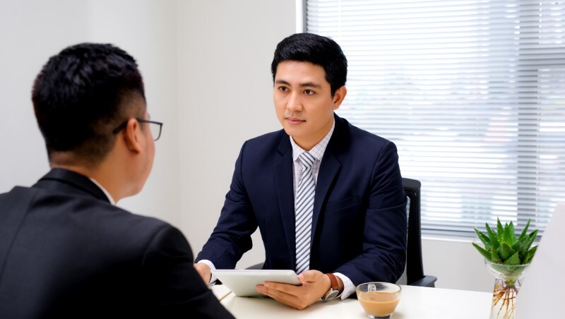 年末考核來了》主管對員工一對一面談，30分鐘內最該談什麼？