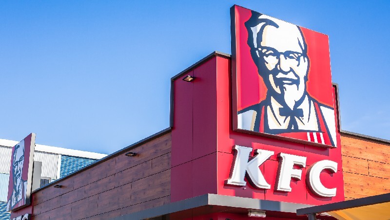 KFC變髒話FCK！肯德基、星巴克的文案為什麼吸引人，背後的7個巧思