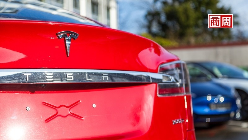 Teslanaire》沒有電動車,也要認識的新名詞:因特斯拉變百萬富翁的狂粉們