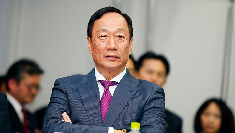 鴻海股價一度破百，創37個月新高！盼跟上台積電，郭台銘：要有更多護國神山