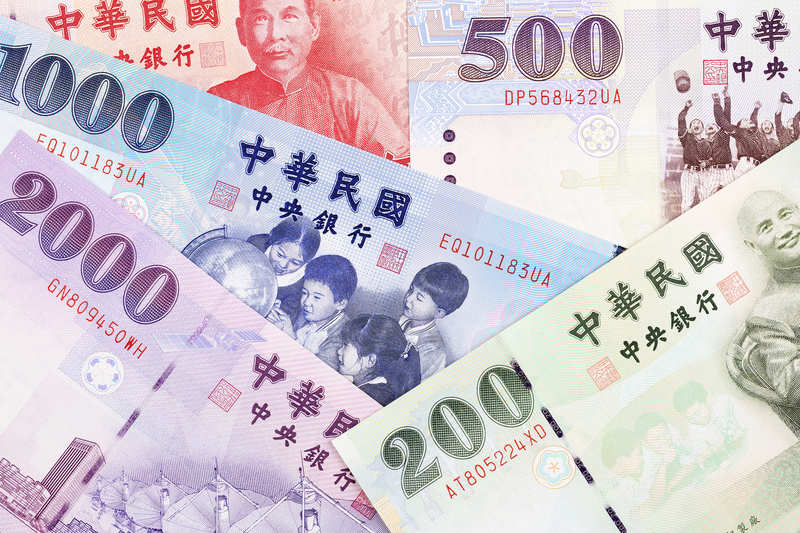 明明通膨嚴重,為什麼「黃金ETF」被大舉拋售?