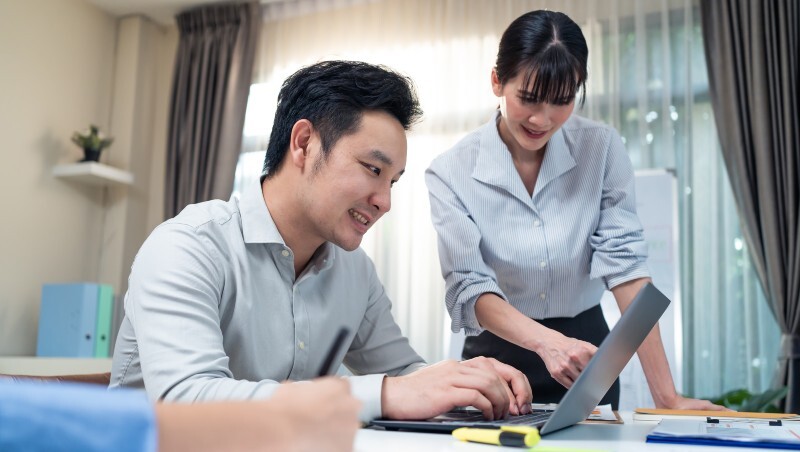 工作者的3個層次》這一種，考績不一定最好，跳槽肯定最順利