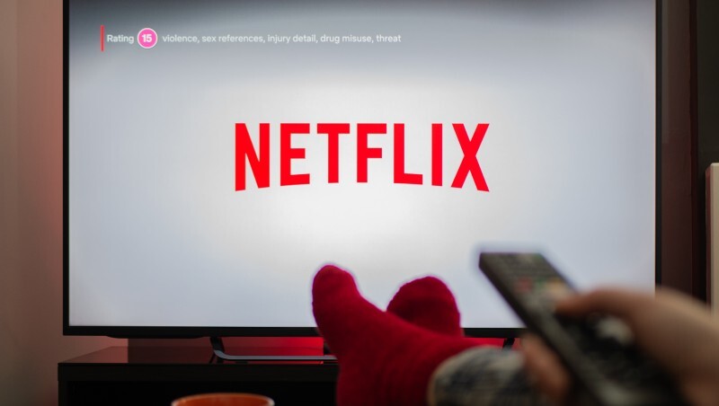 Netflix開鍘「陌生人共享帳號」！非同住者將被多收費？