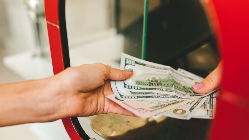 新興債危機亮燈 10多國有風險 阿根廷／烏國入列