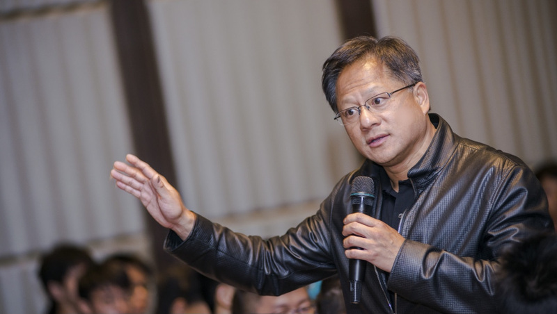 黃仁勳Computex演講》地表身價最高銷售員,發表4項AI新品:「輝達已抵達新運算時代轉折點」