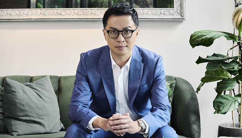 芮態診所整合醫療顧問謝承翰醫師:自信,來自潛移默化的「縮時保養術」