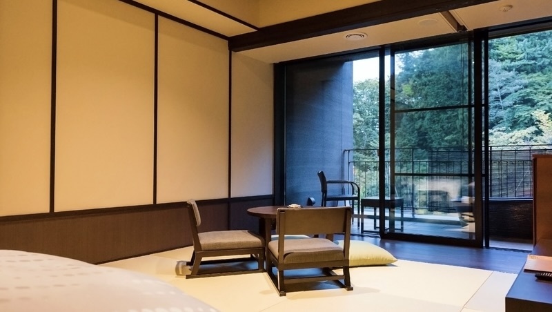 員工最大！日本箱根旅館：員工排完班，旅客才能訂房
