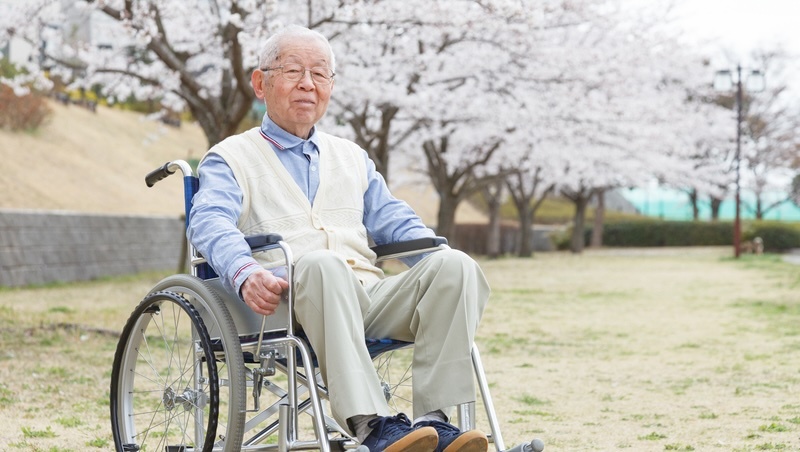 東京1/4都是老年人,醫護缺近60萬!日本政府怎解決長照問題?