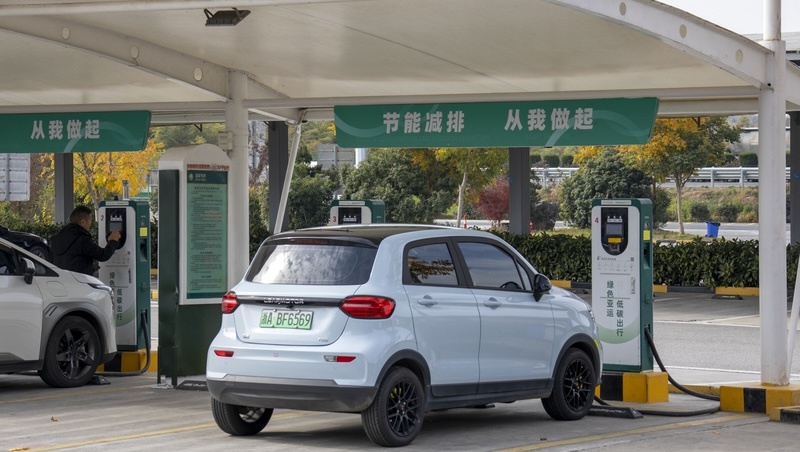 中國下令電池「不准爆炸」!電動車戰國時代要終結了?