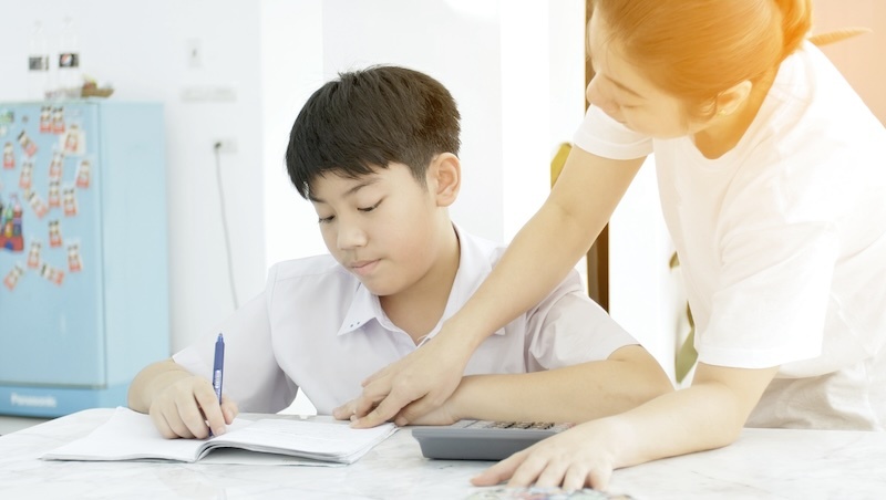 孩子讀書不自律、催到心累?父母破解動機低落的8大實戰法