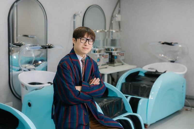 人力危機來襲,AI全自動化洗頭機成美髮業新解方