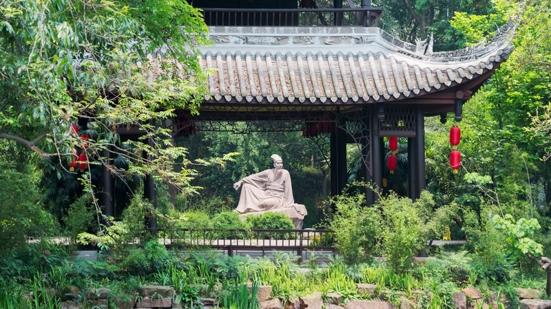 沒權沒錢沒希望時，他如何活出最自由的人生，還留下千古名詩？