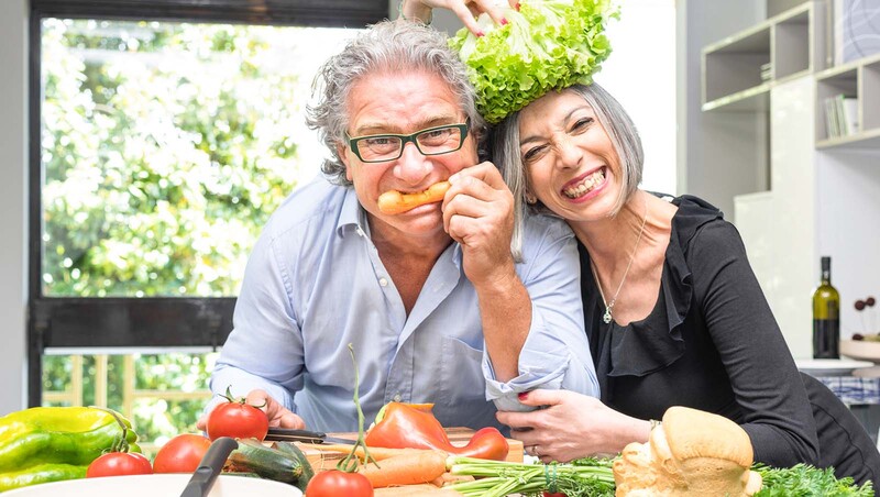 老得快,可能是你吃太少?日醫揭「一日5餐+點心」飲食法,延壽又抗老