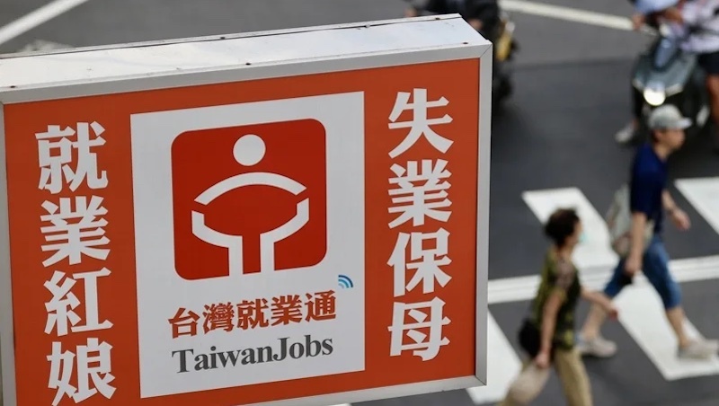 美關稅海嘯來了⋯上路後無薪假人數再攀升！「這產業」最慘、占比逾9成
