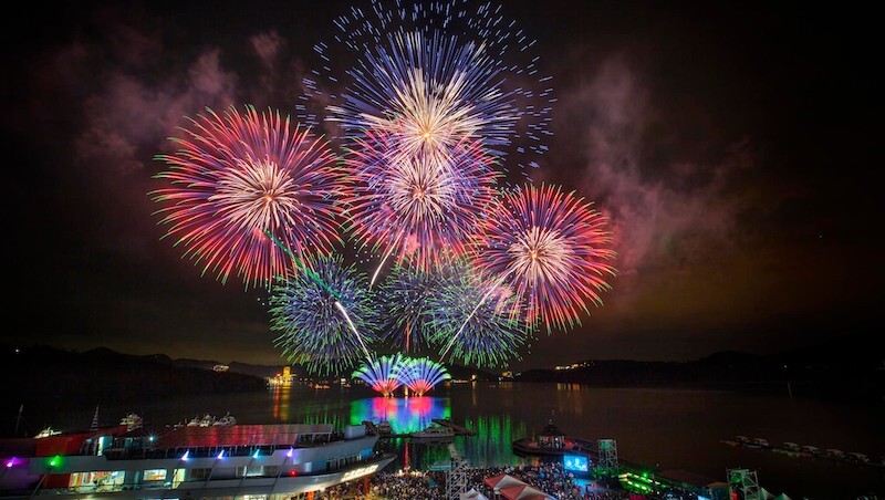  2025日月潭花火節壓軸11/15登場！煙火時間、觀賞點、交通接駁一次看
