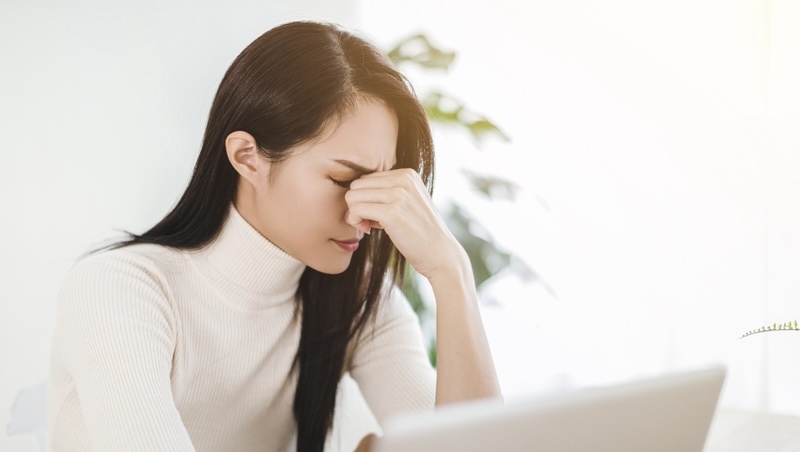 他年薪百萬，但快被壓力拖垮！醫師勸：別再說「我可以撐」