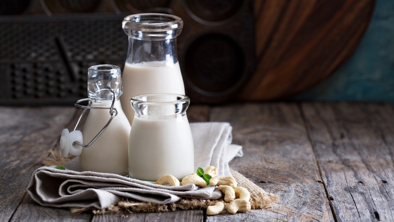 牛奶喝再多也不一定補鈣！醫師破解迷思：「4大關鍵吃法」各年齡都必學