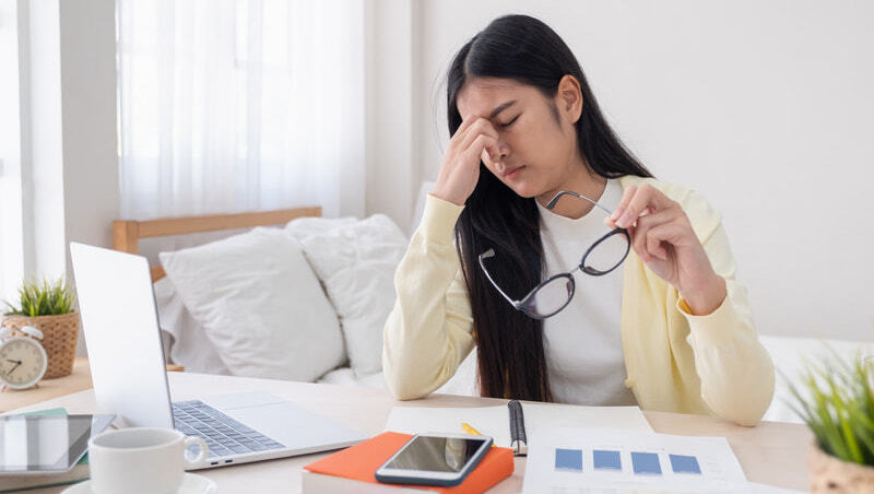 曾帶百人團隊，現在連新鮮人都不如？外派主管回國轉職才懂：光環是包袱