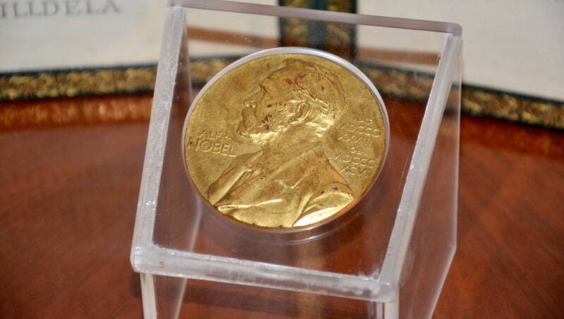 愛因斯坦獲諾貝爾獎，其實和相對論無關？7個你不知道的諾獎趣事