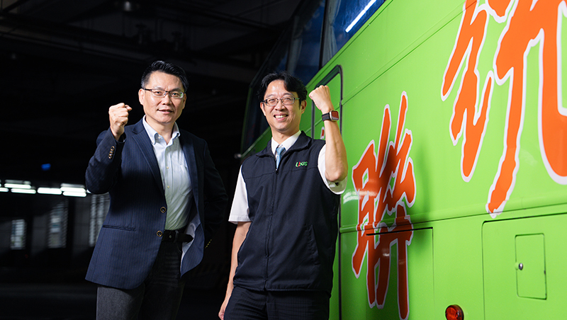 TPASS 2.0+ 搭客運也能賺回饋？公路局攜手客運業者啟動中長程國道客運票證轉型之路